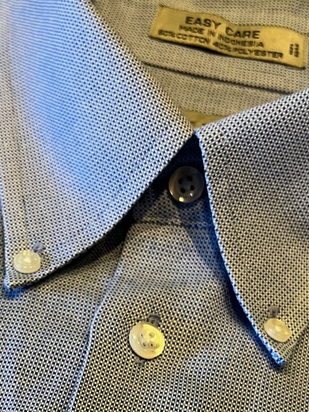 Savile Row Men’s Easy Care Blue Short Sleeve Button Down Shirt - Size Large